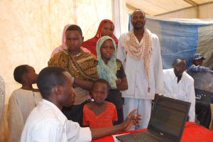 10 Jahre Darfur-Konflikt:  Dramatische neue Flüchtlingswelle